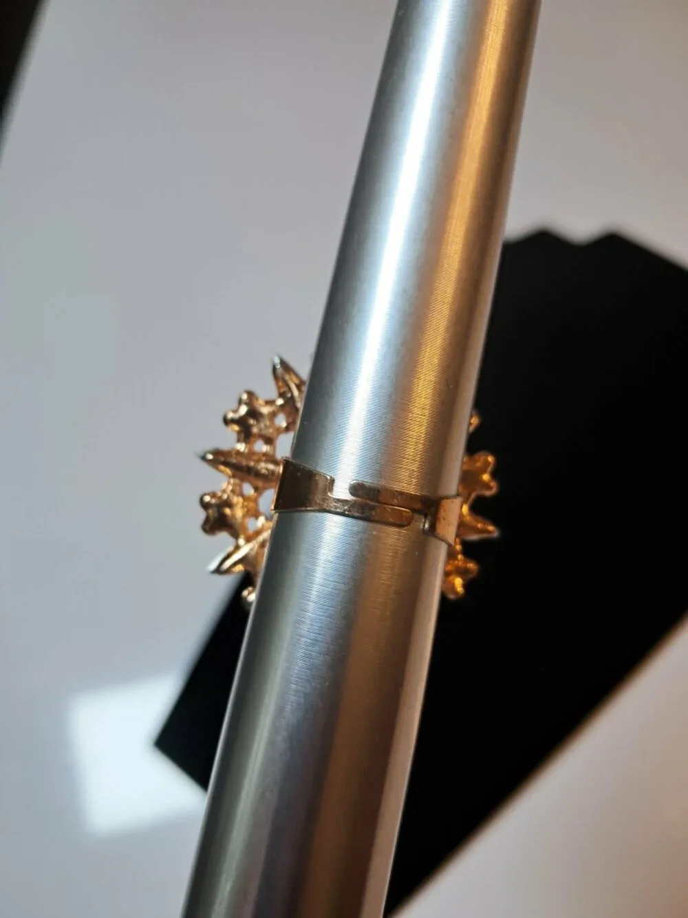 Vintage Gold Tone Floral Star Adjustable Rhinestone Ring